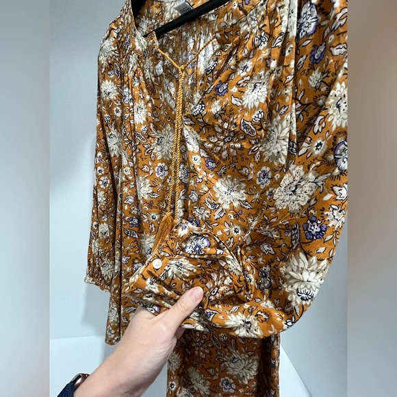 Old Navy Floral Print Tie-Neck Swing Blouse oversized bohemian Flowy top xs - Picture 6 of 9